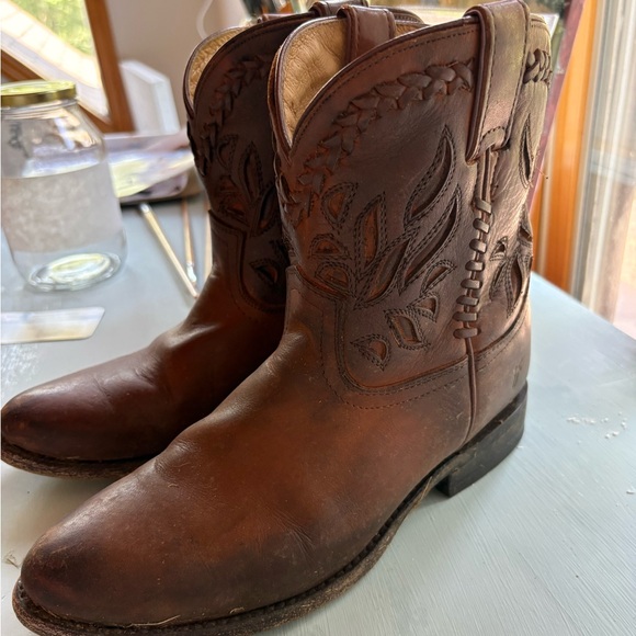 Frye Shoes - Frye Brown Leather Embossed Western Cowboy Boots